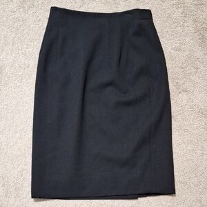 Elegant Black Women's Skirt